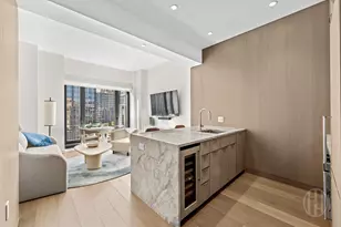 111 W 56th St, New York, NY 10019 - Photo 5