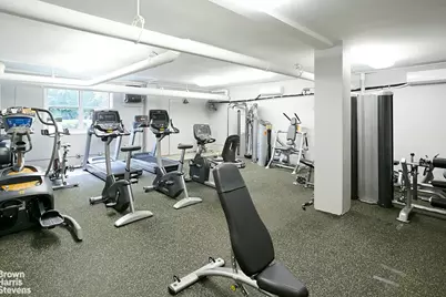 3935 Blackstone Avenue #8B, Bronx, NY 10471 - Photo 13