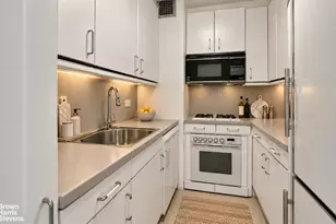 444 E 75th St, New York, NY 10021 - Photo 5