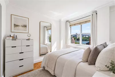 444 E 75th Street #17E, New York, NY 10021 - Photo 7