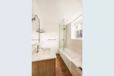 60 Montgomery Place, New York City, NY 11215 - Photo 21