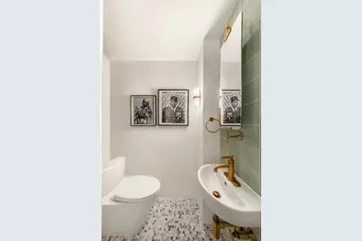 60 Montgomery Place, New York City, NY 11215 - Photo 19