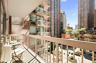 235 E 40th St, New York City, NY 10016 - Photo 5