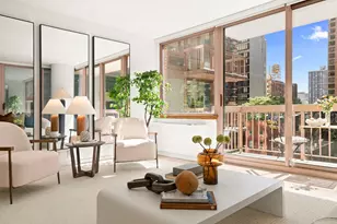 235 E 40th St, New York City, NY 10016 - Photo 3