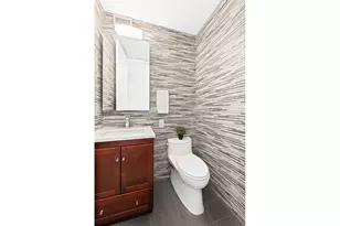 235 E 40th St, New York City, NY 10016 - Photo 9