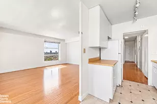 549 W 123rd St, New York, NY 10027 - Photo 3