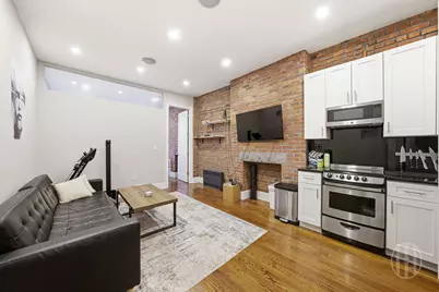 113 Christopher Street #2A, New York, NY 10014 - Photo 3
