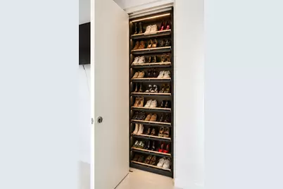 211 E 53rd Street #PHC, New York, NY 10022 - Photo 19