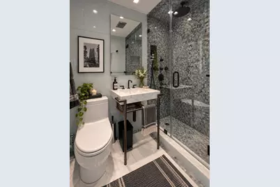 211 E 53rd Street #PHC, New York, NY 10022 - Photo 15