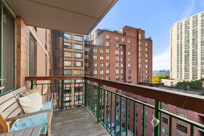 333 Rector Place #1009, New York City, NY 10280 - Photo 9