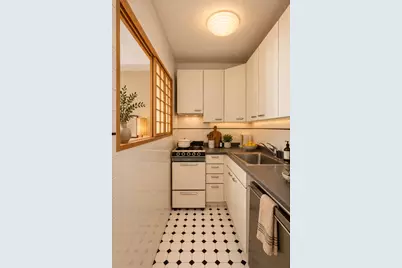 61 Horatio Street #5C, New York, NY 10014 - Photo 5