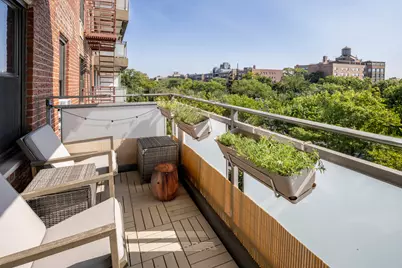 350 Ocean Parkway #4D, New York City, NY 11218 - Photo 3