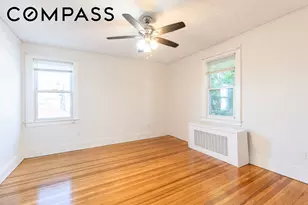 142-16 180th St, New York City, NY 11434 - Photo 15