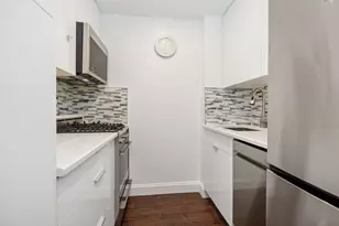345 E 56th St, New York, NY 10022 - Photo 3