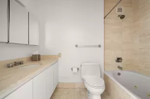 200 E 61st St, New York City, NY 10065 - Photo 3