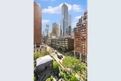 200 E 61st Street #8A, New York City, NY 10065 - Photo 5