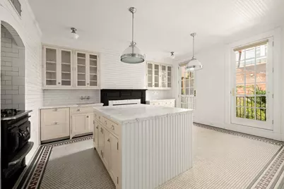25 Vandam Street, New York, NY 10013 - Photo 11
