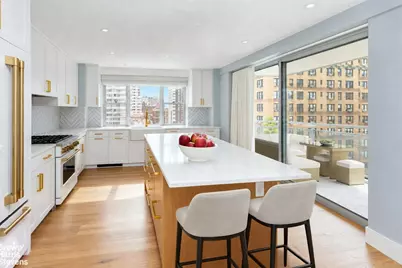 150 E 69th Street #10S, New York City, NY 10021 - Photo 3
