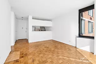 215 W 95th St, New York City, NY 10025 - Photo 3