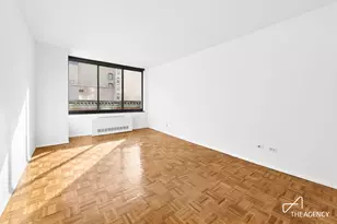 215 W 95th St, New York City, NY 10025 - Photo 5