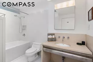 10 E 95th St, New York City, NY 10128 - Photo 9