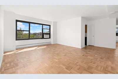 33-52 Crescent Street #8B, New York City, NY 11106 - Photo 9