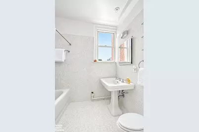 875 Park Avenue #9A, New York City, NY 10075 - Photo 11