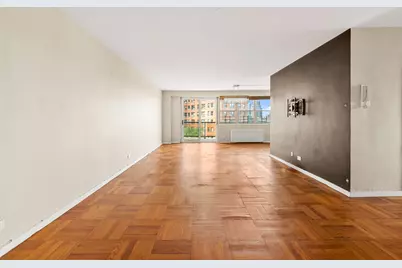 102-10 66th Road #8D, New York City, NY 11375 - Photo 3