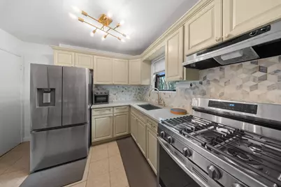 564 Shepherd Avenue, Brooklyn, NY 11208 - Photo 3