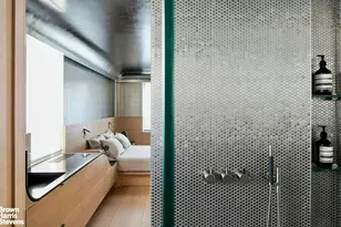 255 W 23rd St, New York City, NY 10011 - Photo 7