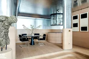 255 W 23rd St, New York City, NY 10011 - Photo 9