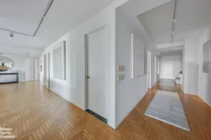 106 Central Park S, New York, NY 10019 - Photo 21
