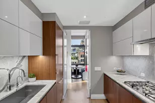 35 W 15th St, New York City, NY 10011 - Photo 9