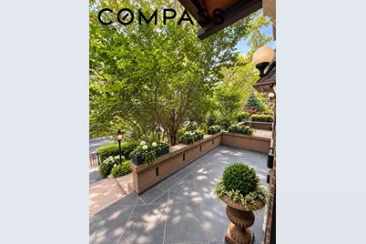 162 Crown Street, Brooklyn, NY 11225 - Photo 3