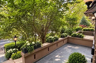 162 Crown St, Brooklyn, NY 11225 - Photo 3