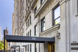 128 Central Park S, New York City, NY 10019 - Photo 19