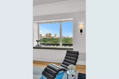 128 Central Park S #12A, New York City, NY 10019 - Photo 3