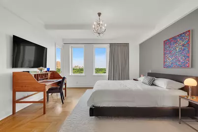 128 Central Park S #12A, New York City, NY 10019 - Photo 7