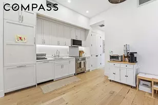 186 Clinton Ave, New York City, NY 11205 - Photo 3
