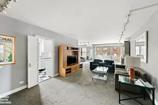 400 E 56th St, New York City, NY 10022 - Photo 3