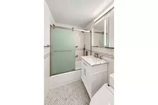 45 W 54th St, New York City, NY 10019 - Photo 5