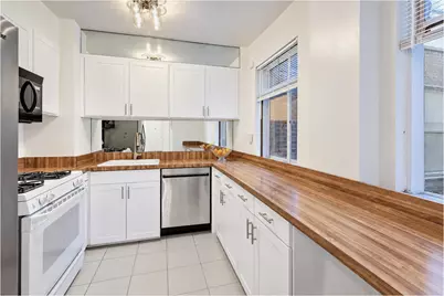 45 W 54th Street #9E, New York City, NY 10019 - Photo 3
