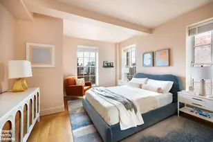18 Gramercy Pk S, New York, NY 10003 - Photo 17