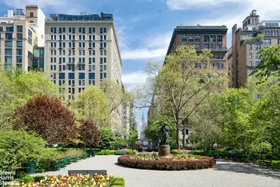 18 Gramercy Park S #14, New York City, NY 10003 - Photo 33