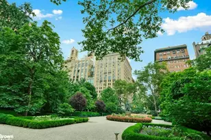 31 Gramercy Pk S, New York, NY 10003 - Photo 13