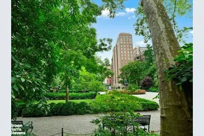 31 Gramercy Park S #4B, New York, NY 10003 - Photo 15