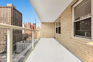 305 E 24th St, New York, NY 10010 - Photo 9