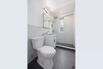 477 Fdr Drive #M-1602, New York City, NY 10002 - Photo 9