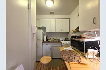23 E 93rd Street #4A, New York, NY 10128 - Photo 3