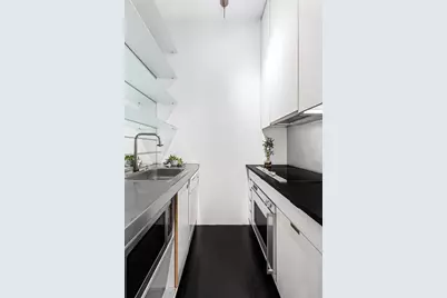 221 W 14th Street #3A, New York, NY 10011 - Photo 3